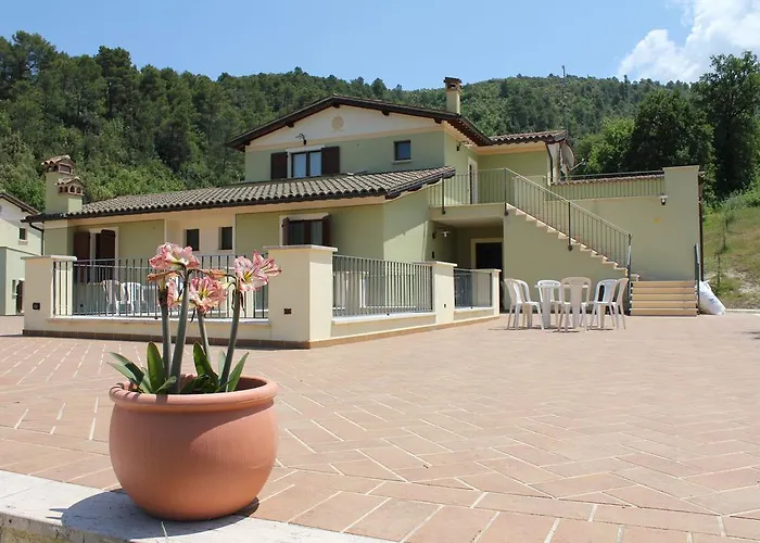 Valle Rosa * سبوليتو