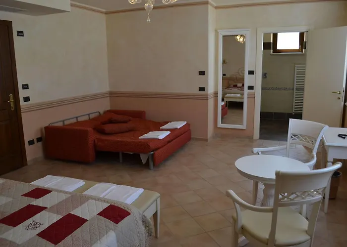 Valle Rosa * سبوليتو