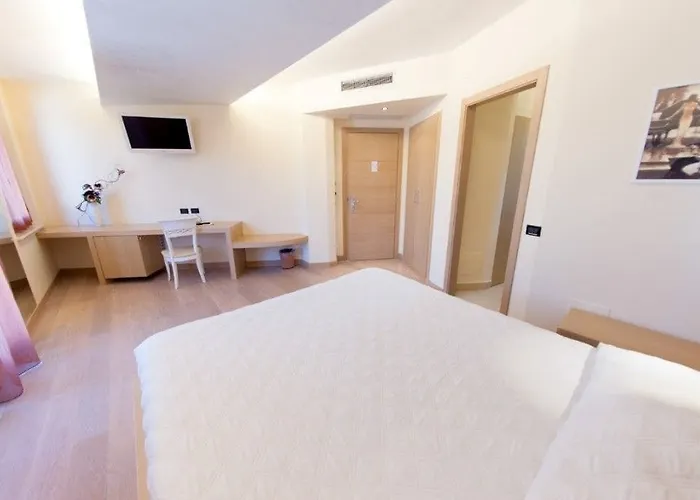 Valle Rosa سبوليتو